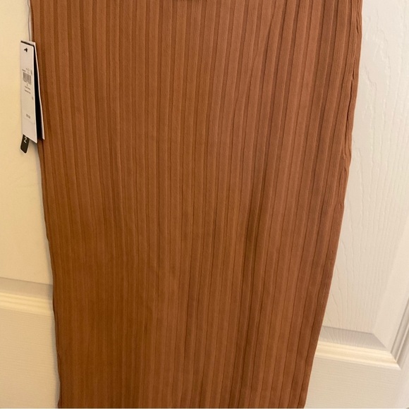 GUESS Women's Agnes Sweater Skirt small NWT - Picture 5 of 13